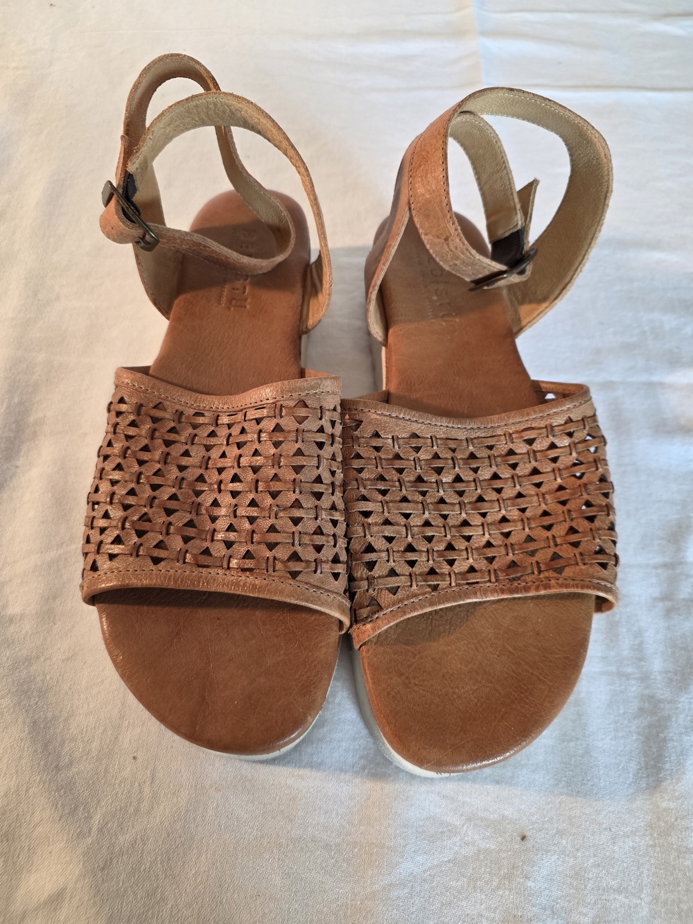 Bed Stu Women's Tan Leather Woven Front Ankle Strap Sandals